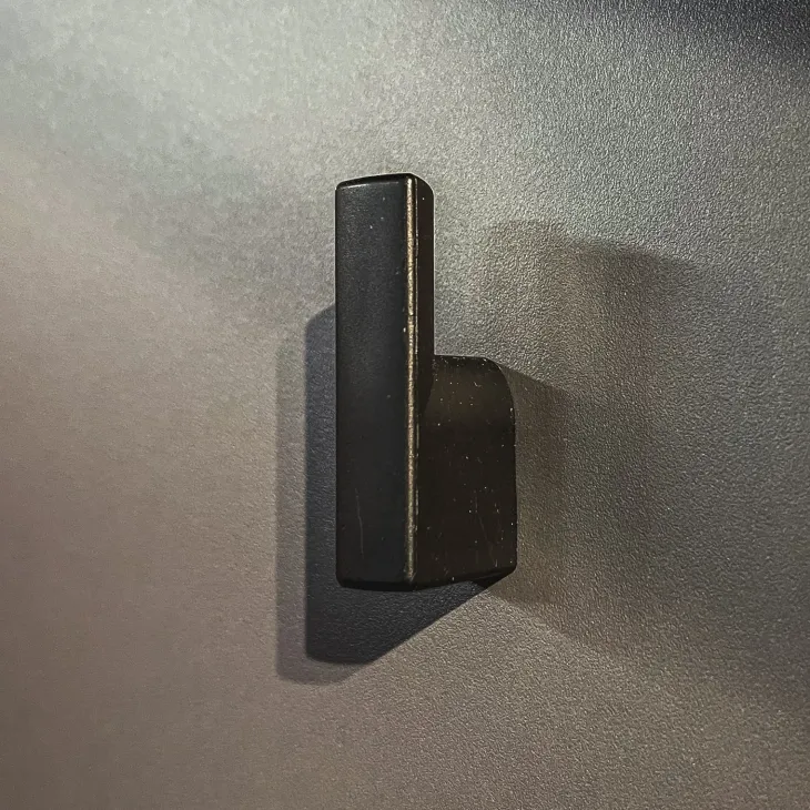 Pannello parete con mensola e appendiabiti 60x157h cm antracite California Gihome®
